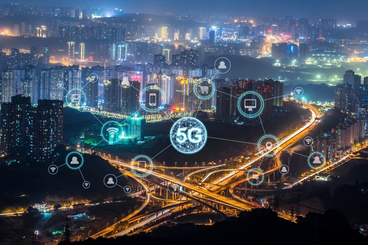 Bemyndiga smarta städer med 5G: Infrastruktur för framtiden